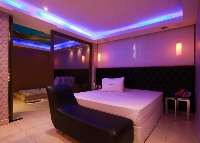 Lessence Motel